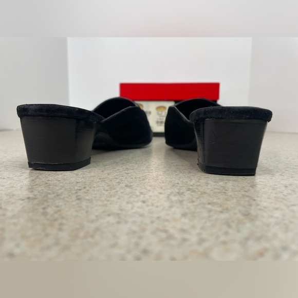 Talbots Morris Suede Tassel Front Leather Mules Black Size 5.5 - Picture 6 of 7